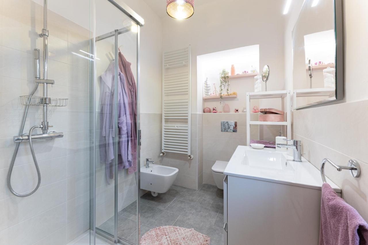 Le Fantasie Di Tizi Alpignano Ngoại thất bức ảnh