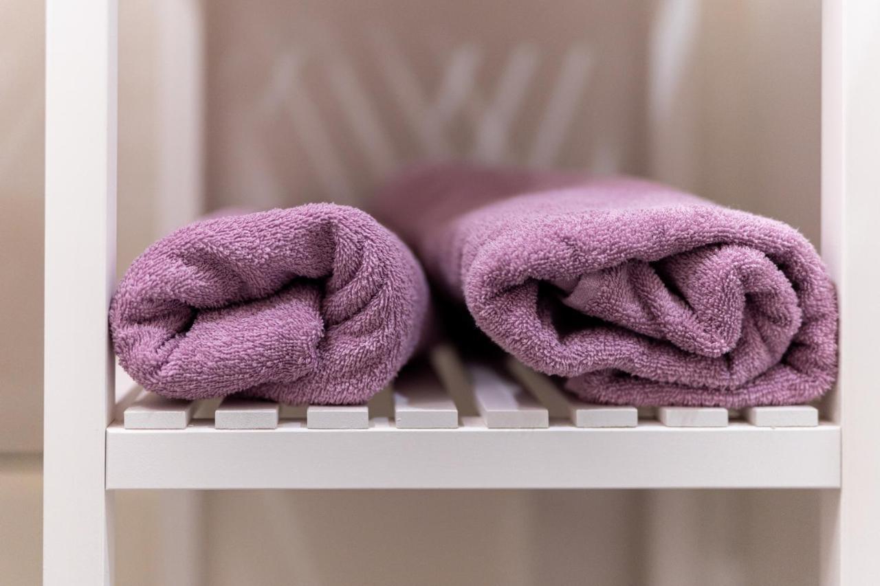Le Fantasie Di Tizi Alpignano Ngoại thất bức ảnh