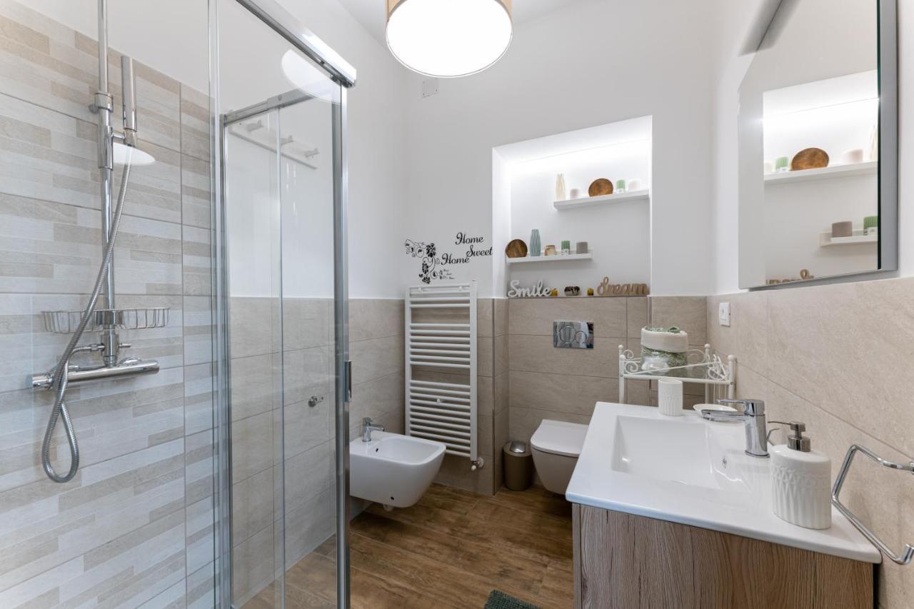 Le Fantasie Di Tizi Alpignano Ngoại thất bức ảnh
